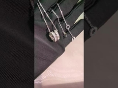 Bijoux sur mesure de luxe en or blanc haut de gamme, personnalisés et luxueux