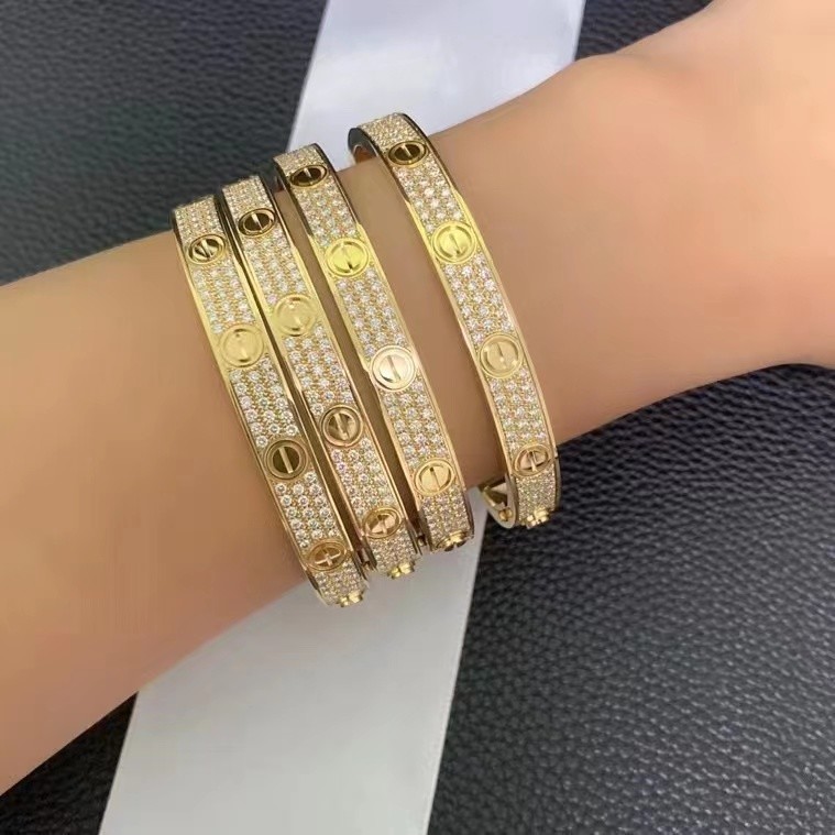 Dernière affaire concernant Des beaux bijoux.