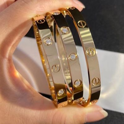 18k best quality gold jewelry Custom Jewelry Manufacturer Hk Setting Bangle