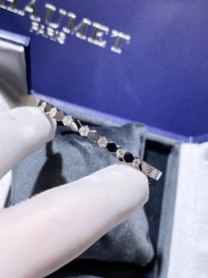 High-Polished 18K Gold Diamond Bracelet - Quality Custom Jewelry