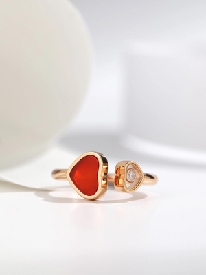 Round Brilliant Wedding Gold Diamond Ring Chopards Happy Diamonds Collection Jewelry