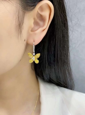 18K Gold Diamond Earrings Good Cut Grade with Sparkling Diamond Gemstone