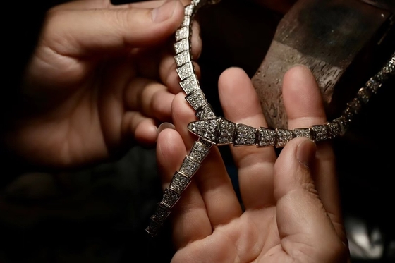 Master Jewelry Factory High Jewelry 18k Gold Diamond Jewelry Factory China
