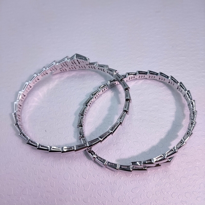 Serpenti Viper One-Coil 18 Kt Gold Bracelet Set With Pavé Diamonds On The Head And Tail High Jewelry Bulgari