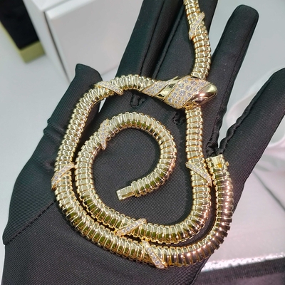 Serpenti 18 Kt Yellow Gold Necklace Set With Demi Pavé Diamonds And Black Onyx Eyes 18K Gold High Jewelry