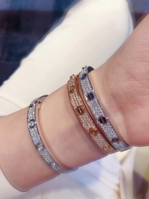 18K Gold Brand Diamond Paved Love Bracelet For Young Women / Ladies / Girls