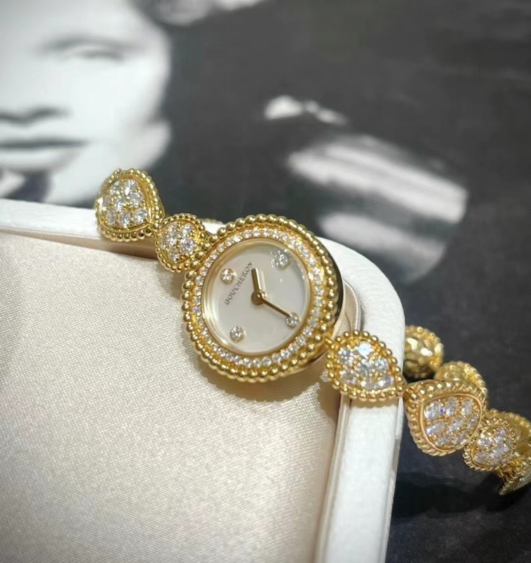 Luxury Redefined: Adorn Your Wrist with Real 18k Gold Luxury Brand Watches