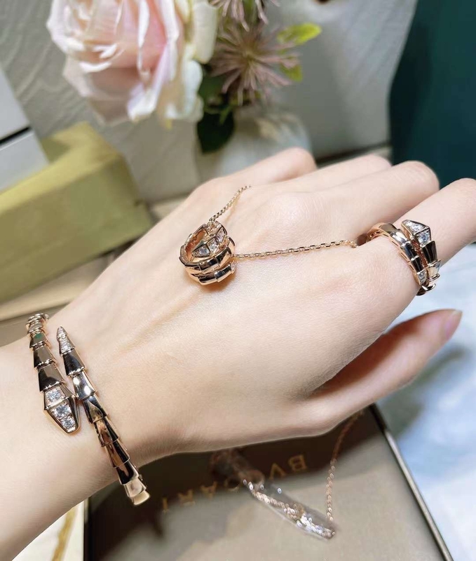 Diamond Custom 18K Gold Jewelry Own Factory Brand Jewelry for Your B2B Business OEM