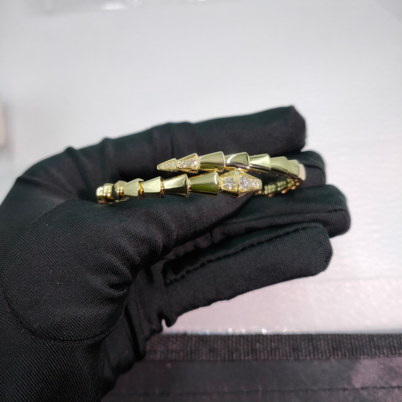 Serpenti Viper One-coil 18 Kt Yellow Gold Bracelet Set With Diamonds