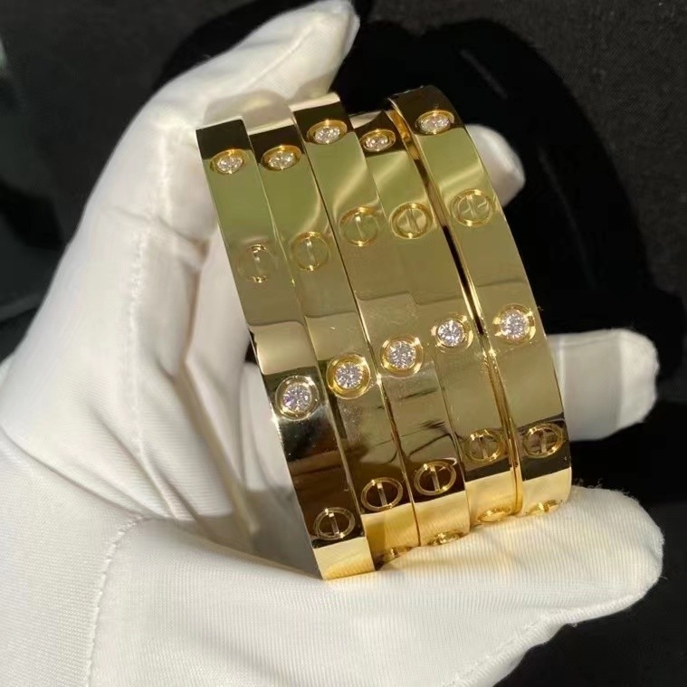 Brand Love Bracelet 4 Diamonds In 18K Yellow Gold Jewelry Factory