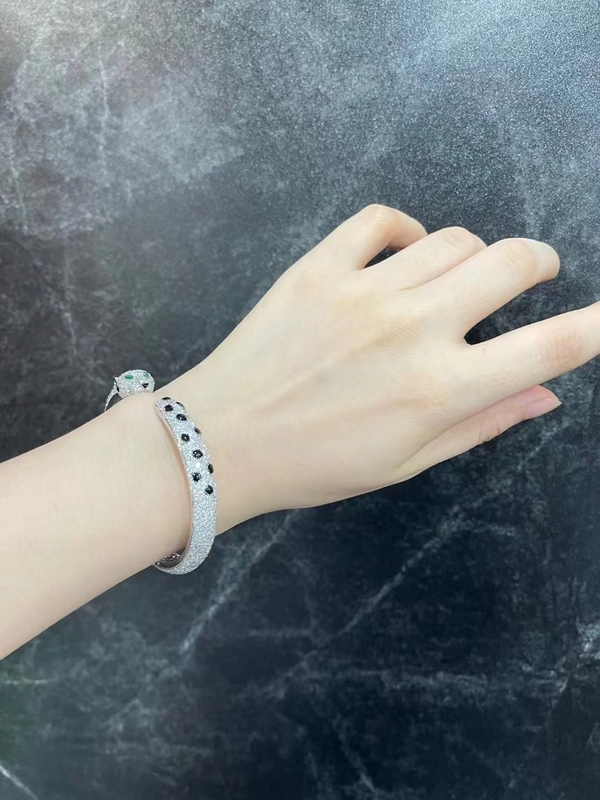 Custom Small Panthere De Brand Bracelet 18K White Gold With Onyx Emeralds Diamond