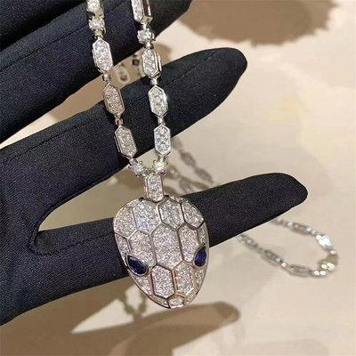 Collier d'or sur mesure de 18 carats pour femmes bijoux en or diamant pendentif en or massif
