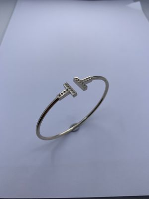 Varies bijoux en or 18K personnalisés pour les clients finaux montures semi-montures / bijoux finis