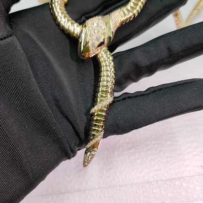 Serpenti 18 Kt Collier en or jaune avec demi-pavé Diamants et yeux en onyx noir