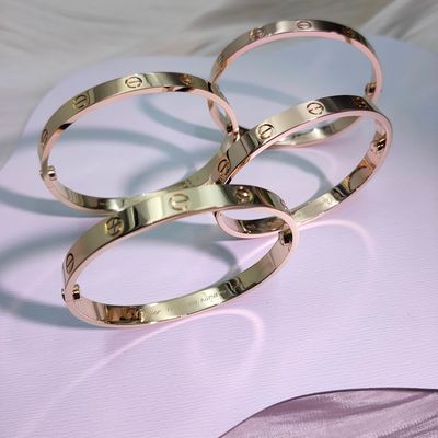 18K or modèle classique LOVE Bracelet taille moyenne 6,1 mm largeur système de fixation original avec deux vis et tournevis